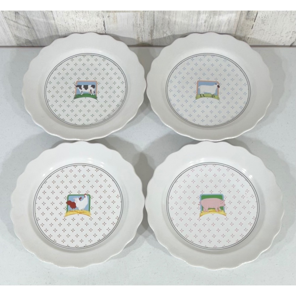 Vandor Country Collection Dinner Plates Set of 4 White Farm Animals 1981 Pelzman